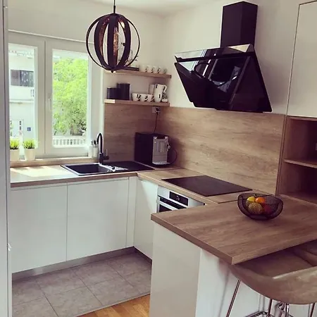 Daire Bona Dea Seaside Trogir