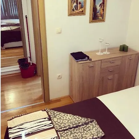 Bona Dea Seaside Appartement Trogir