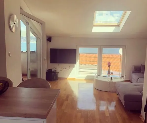 Appartement Bona Dea Seaside Trogir