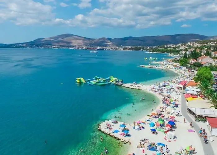 Bona Dea Seaside Apartment