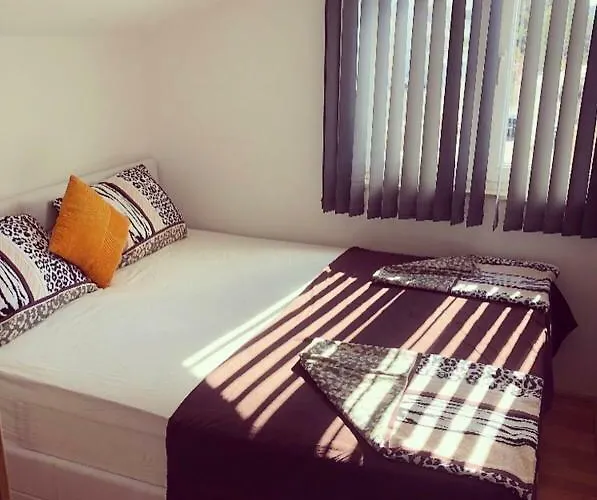 Bona Dea Seaside * Trogir