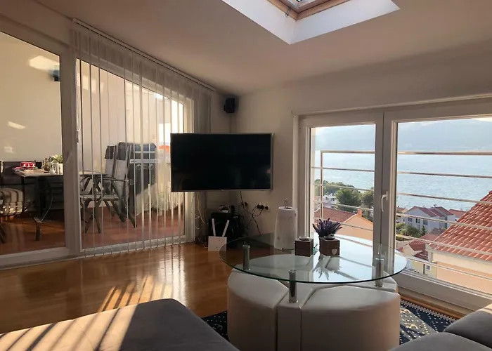 Apartment Bona Dea Seaside Trogir