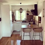 Bona Dea Seaside Апартаменти