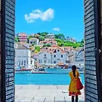 Апартаменти Bona Dea Seaside Трогір